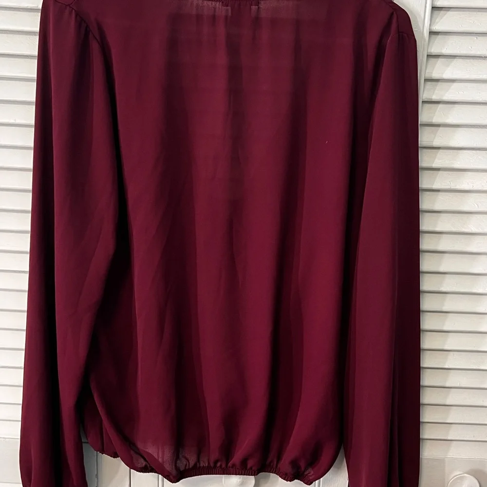 3 for $20 bundle any 3 items priced $15 and under and get them for $20🛍️🛍️🛍️ - Picture 4 of 5